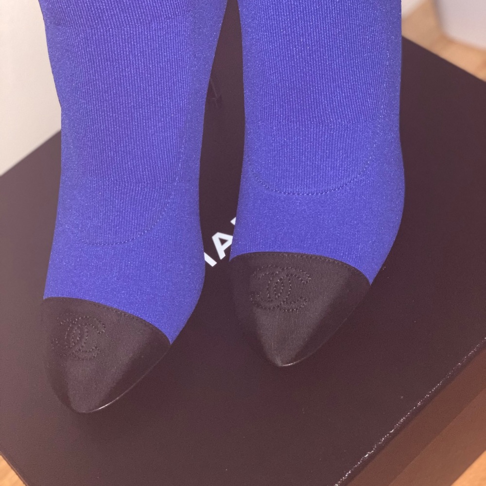 Chanel boots - Picture 2 of 4